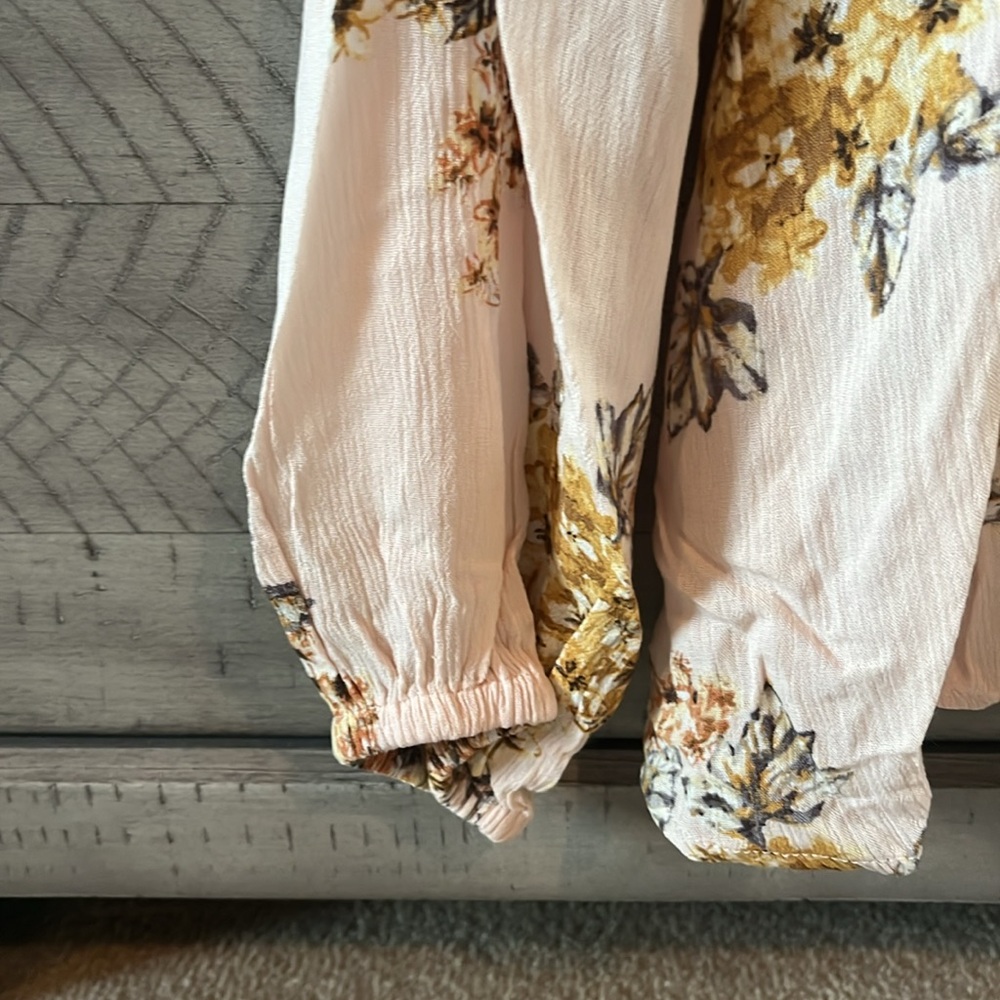 Faux wrap peasant top - Picture 4 of 5